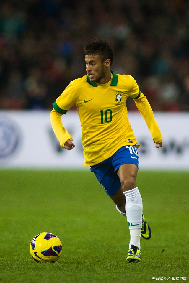 她在比赛中 她在比赛中