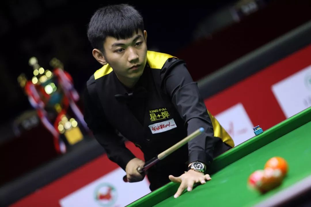 的标题与摘 的标题与摘