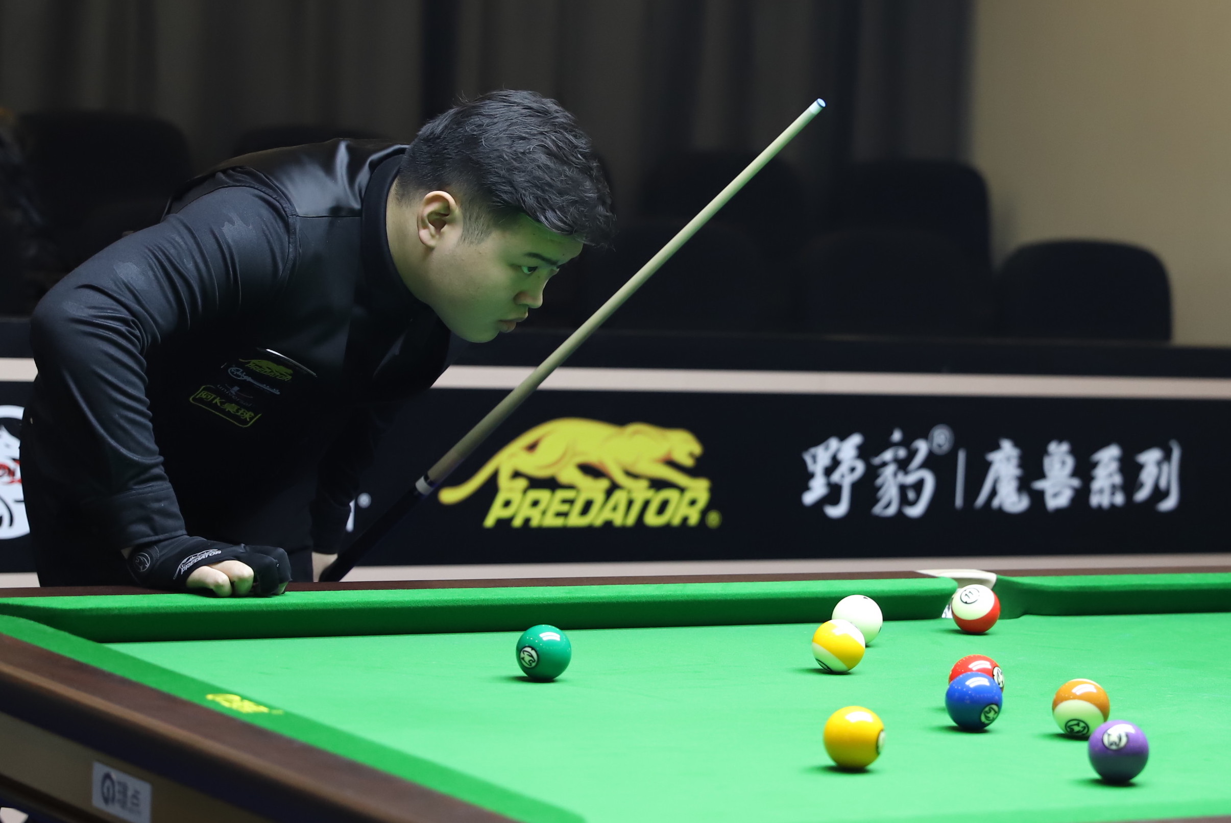 在这个竞争 在这个竞争