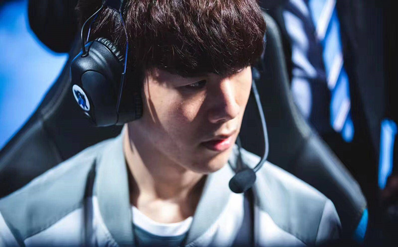 但独行侠前 但独行侠前